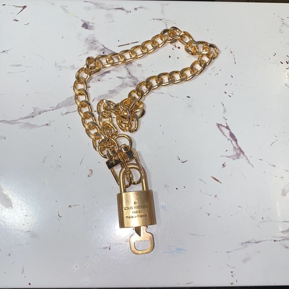 Authentic Louis Vuitton Lock Only on Chain - Picture 4 of 8